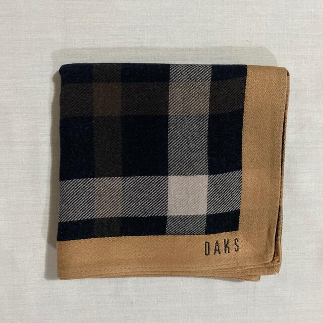 DAKS(ダックス)のダックス　ハンカチ　中古品　ブラックチェック　#1776 レディースのファッション小物(ハンカチ)の商品写真