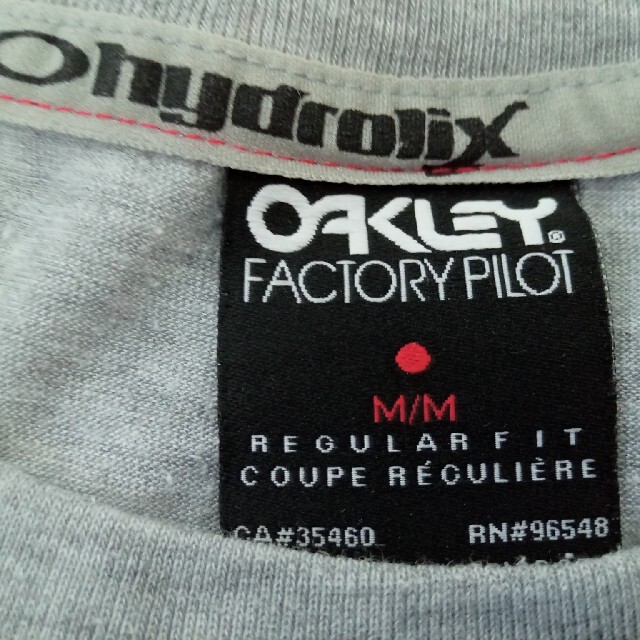 Oakley(オークリー)のオークリー　ロングＴシャツ メンズのトップス(Tシャツ/カットソー(七分/長袖))の商品写真