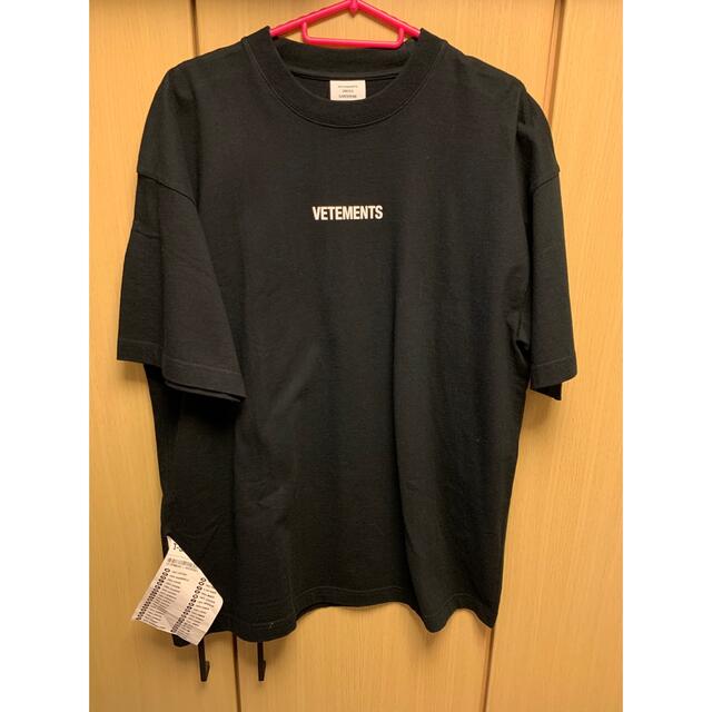 正規未使用 19AW VETEMENTS ヴェトモン ビッグタグ Tシャツ