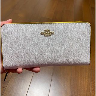 コーチ(COACH)の814 コーチ　長財布　ホワイトイエロー(財布)