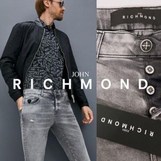 ★定価4万程★JOHN RICHMOND  ジョンリッチモンド ジーンズ