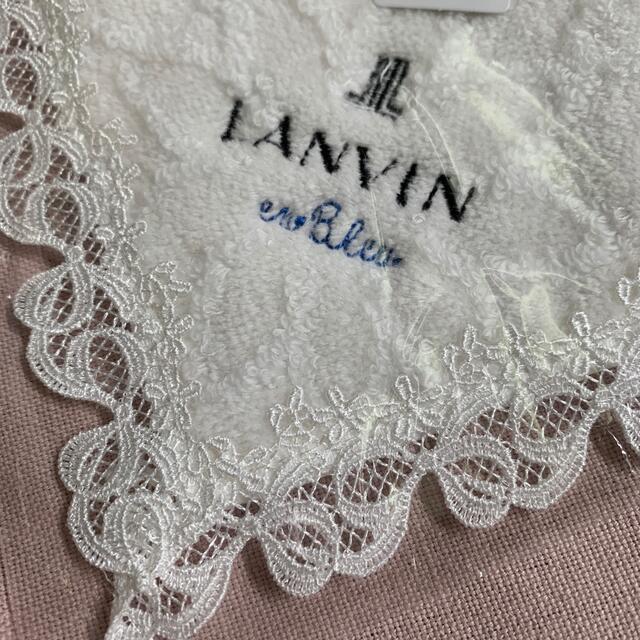 LANVIN en Bleu(ランバンオンブルー)の新品　ランバンオンブルー　ハンドタオル　白　ホワイト レディースのファッション小物(ハンカチ)の商品写真