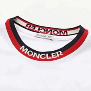 モンクレール(MONCLER)の★希少★ MONCLER Tシャツ Ｍ　ロゴ モンクレール ホワイト 完売(Tシャツ/カットソー(半袖/袖なし))