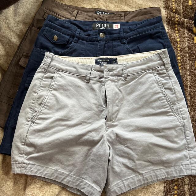 Abercrombie&Fitch(アバクロンビーアンドフィッチ)の短パン3点セット（おまけ付） メンズのパンツ(ショートパンツ)の商品写真