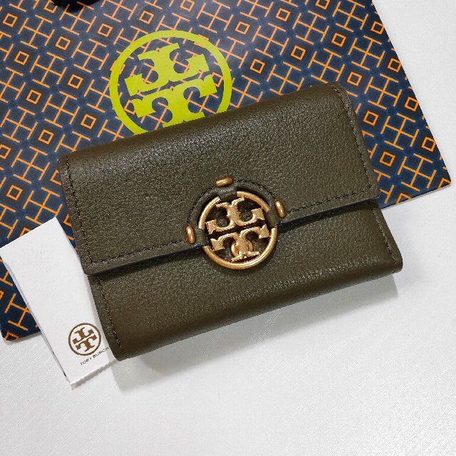 Tory Burch(トリーバーチ)の【専用出品】トリーバーチ ミラー フラップ ウォレット 折財布 グリーン レディースのファッション小物(財布)の商品写真