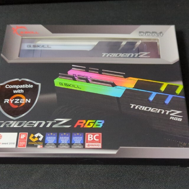 新品 TridentZ RGB DDR4 3200 32GBkit