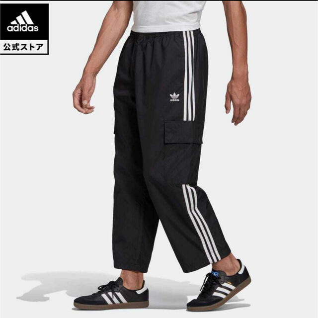 adidas(アディダス)の『新品』3ストライプ カーゴパンツ オリジナルス パンツ  GN3449 メンズのパンツ(その他)の商品写真