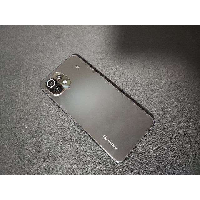 美品 Xiaomi Mi 11 Lite 5G ブラックスマートフォン/携帯電話