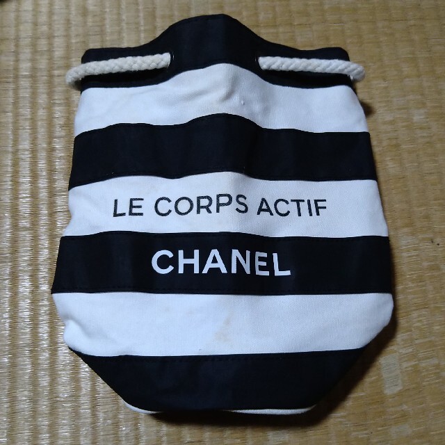 CHANEL(シャネル)のDragon様専用 レディースのファッション小物(ポーチ)の商品写真