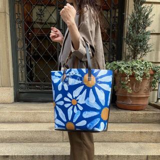 MARNI マルニ フラワープリント トートバッグ ショルダーバッグ　ブルー