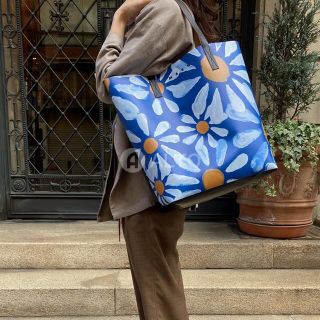 MARNI マルニ フラワープリント トートバッグ ショルダーバッグ　ブルー