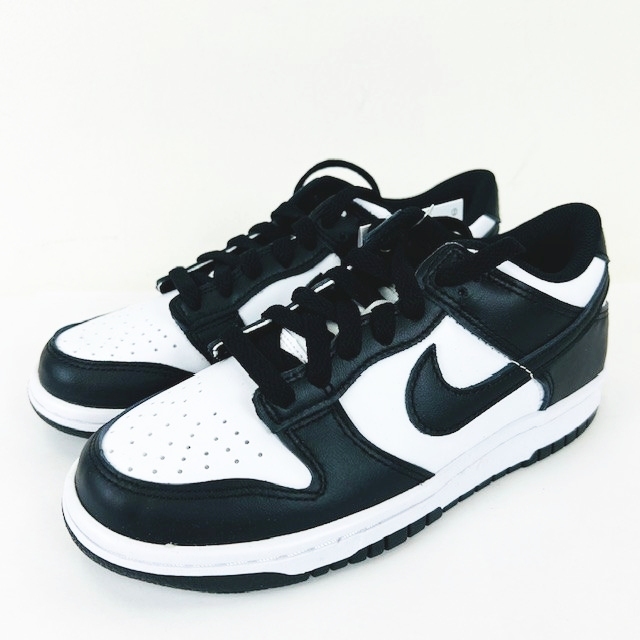 NIKE(ナイキ)のNIKE GS Dunk Low Retro White/Black 23cm  キッズ/ベビー/マタニティのキッズ靴/シューズ(15cm~)(その他)の商品写真