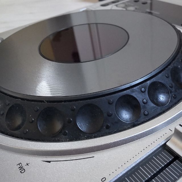 Pioneer(パイオニア)のPioneer CDJ-800Mk2 2台セット【中古/箱・説明書無し】 楽器のDJ機器(CDJ)の商品写真