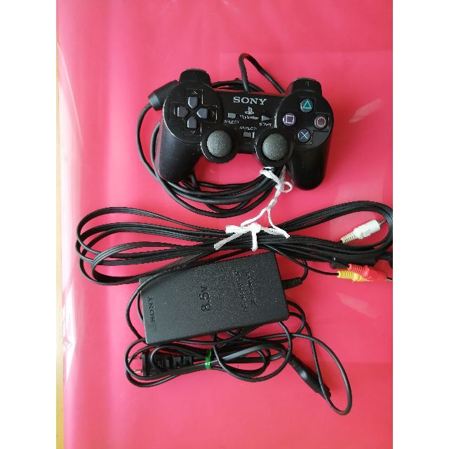 PlayStation2(プレイステーション2)のPlayStation2　★オマケ多数★　SCPH-77000 エンタメ/ホビーのゲームソフト/ゲーム機本体(家庭用ゲーム機本体)の商品写真