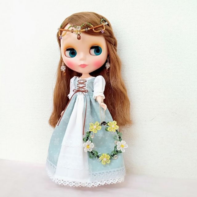 ハンドメイド「編み上げ風のパフスリーブドレス」ネオブライス・リカ