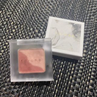 コスメキッチン(Cosme Kitchen)のto/one (トーン) アイシャドウ　29(アイシャドウ)