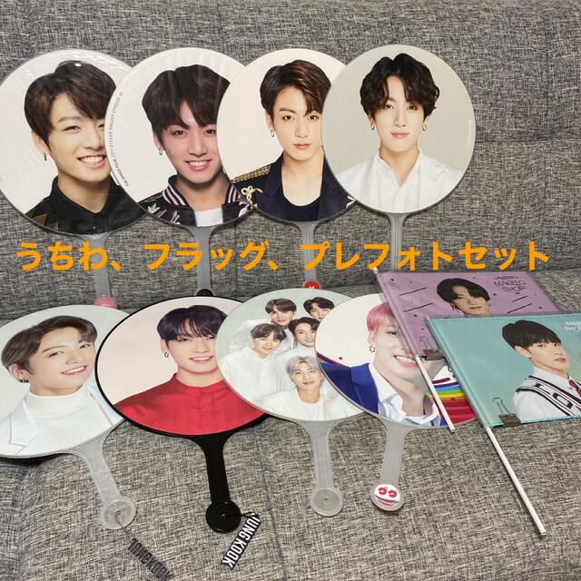 BTS ジョングク うちわ フラッグ 缶バッジ ミニフォト グッズ セット