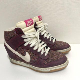 ナイキ(NIKE)のNIKE  インヒールスニーカー(スニーカー)