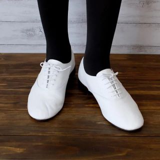 レペット(repetto)の《新品未使用》repetto(レペット)V377C Ziziジジ ホワイト 37(ローファー/革靴)