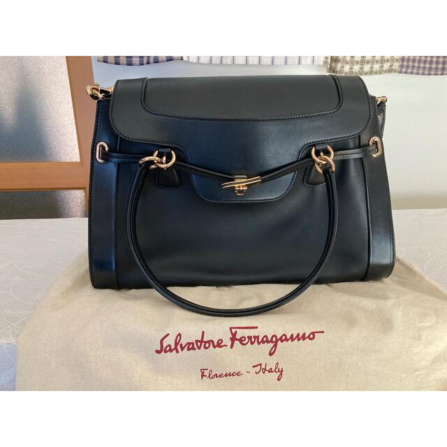 限定モデル 【美品】Ferragamo(フェラガモ)ハンドバック バッグ
