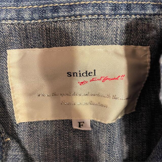 SNIDEL(スナイデル)のスナイデル　デニム　シャツ　ロングシャツ　 レディースのトップス(シャツ/ブラウス(長袖/七分))の商品写真