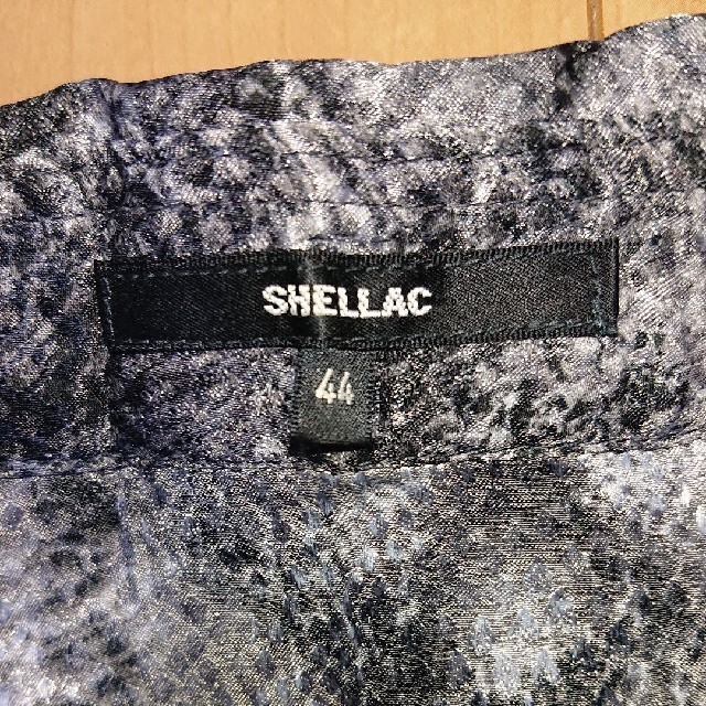 SHELLAC(シェラック)の美品 SHELLACパイソン柄シワ加工半袖シャツnoid5351BACKLASH メンズのトップス(シャツ)の商品写真