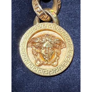 ジャンニヴェルサーチ(Gianni Versace)の最終値下げ！◆Gianni Versace◆ペンダントトップ◆１８Ｋ(その他)