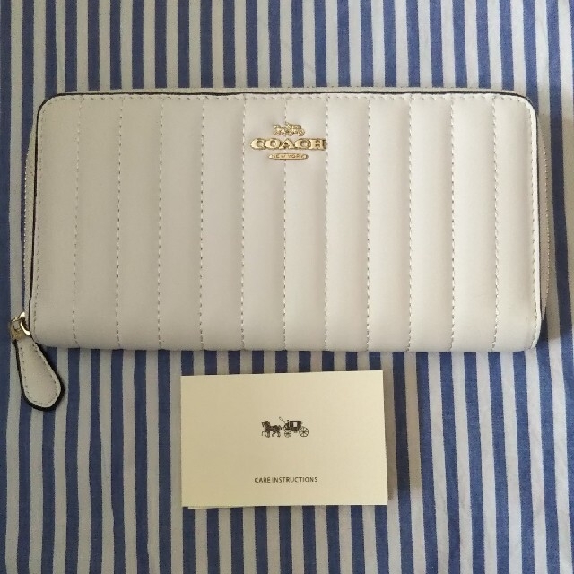 COACH コーチ 長財布 キルティング ホワイト 白 - 財布