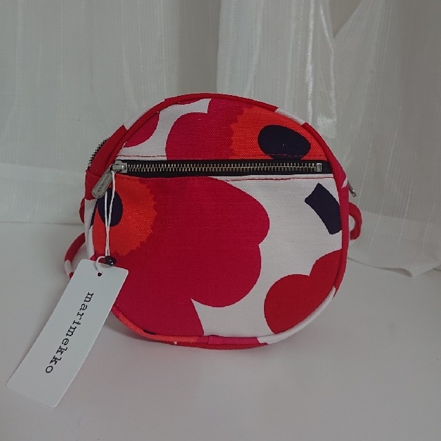 marimekko(マリメッコ)のマリメッコ　Pieni Unikko Liia ショルダーバッグ　ポシェット レディースのバッグ(ショルダーバッグ)の商品写真