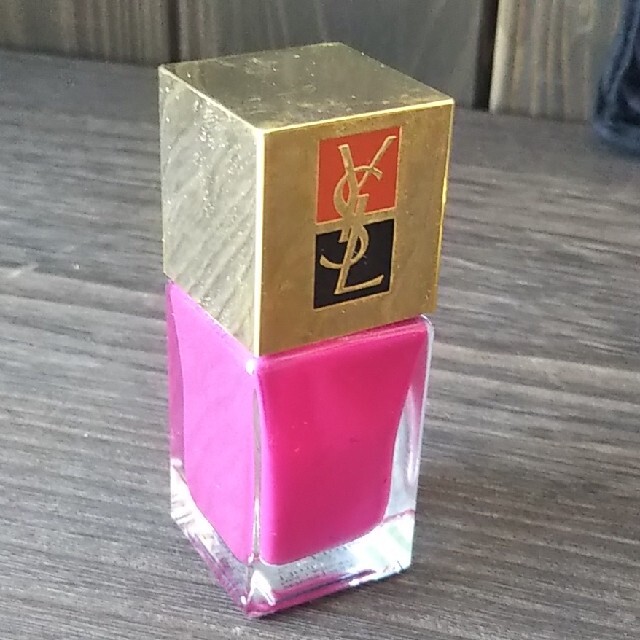 Yves Saint Laurent Beaute(イヴサンローランボーテ)のイヴサンローラン YSL コスメセット 未使用品 コスメ/美容のキット/セット(コフレ/メイクアップセット)の商品写真