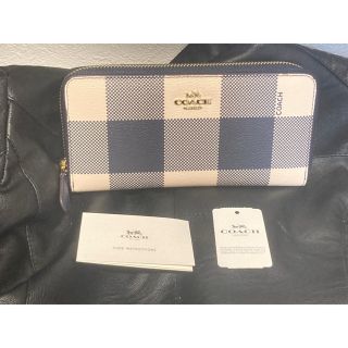 コーチ(COACH)のコーチ　正規品　ダークブルー　チェック柄　長財布新品　決算の為赤字セール(長財布)