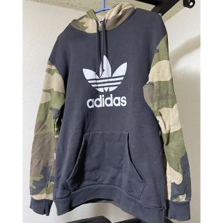 アディダス(adidas)のadidas 迷彩パーカー　M(パーカー)