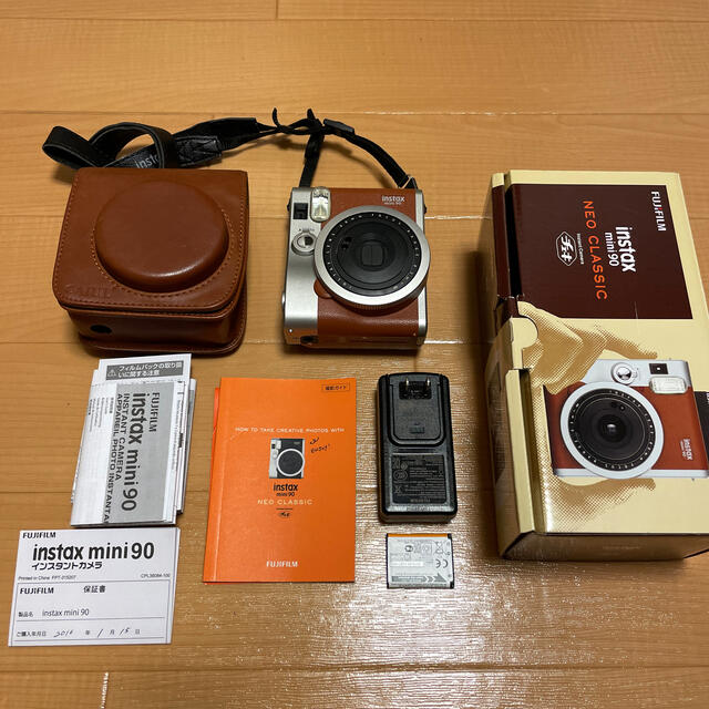 富士フイルム FUJI FILM INSTAX MINI 90 ネオクラシック BROWNの通販 by はっちゃん's shop｜フジフイルム ならラクマ