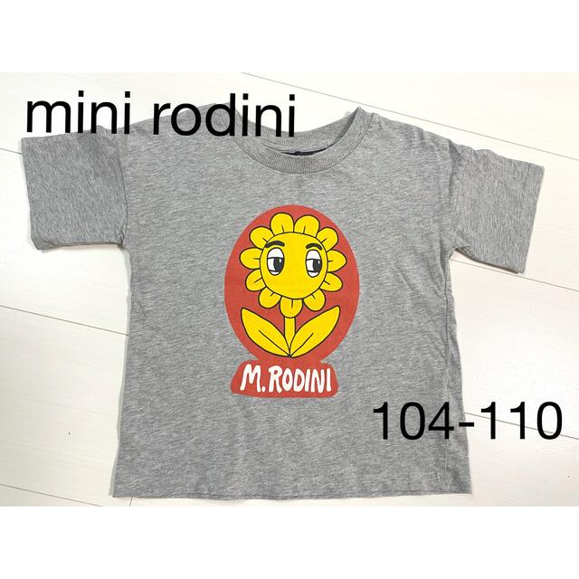 mini rodini ミニロディーニ　半袖Tシャツ　4/5Y 104-110 キッズ/ベビー/マタニティのキッズ服男の子用(90cm~)(Tシャツ/カットソー)の商品写真