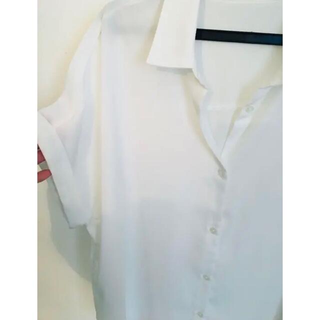 GU(ジーユー)のエアリーシャツ　ホワイト レディースのトップス(シャツ/ブラウス(半袖/袖なし))の商品写真