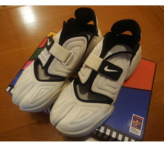 NIKE ナイキ AQUA RIFT アクアリフト サミットホワイト 26.5 - スニーカー