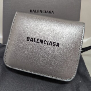 バレンシアガ(Balenciaga)の★レアカラー BALENCIAGA(バレンシアガ)ロゴ 二つ折り財布 ウォレット(財布)