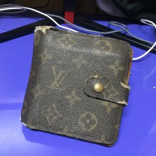 ルイヴィトン(LOUIS VUITTON)の★早い者勝ちSALE！★ヴィトン 二つ折り財布 (折り財布)