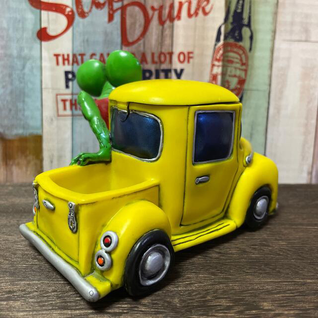 【廃盤商品/レア】レジン製 RATFINK ラットフィンク 車形フィギュア 灰皿 エンタメ/ホビーのフィギュア(アメコミ)の商品写真