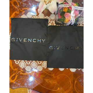 ジバンシィ(GIVENCHY)のGIVENBHY保存袋２枚セット💕新品未使用(ショップ袋)