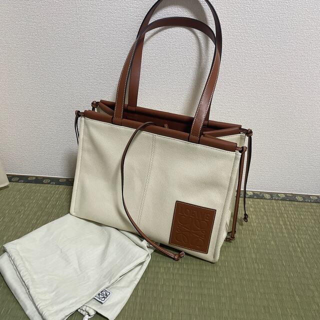 熱販売 LOEWE - 【miiさま専用】ロエベ クッショントートバッグ トート