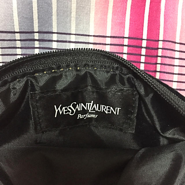 Saint Laurent(サンローラン)のYves Sant Laurent ポーチ レディースのファッション小物(ポーチ)の商品写真