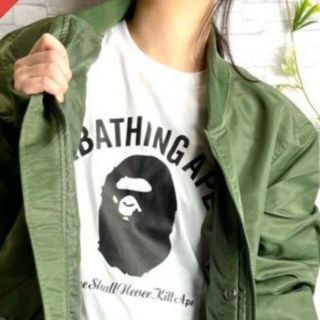 アベイシングエイプ(A BATHING APE)のA BATHING APE エイプ MA-1 ジャケット　xs新品未使用(ミリタリージャケット)