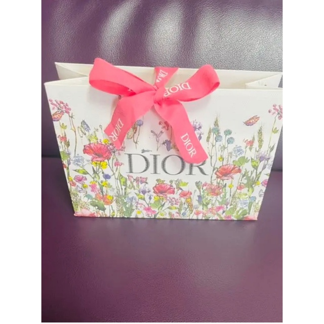 Christian Dior - DIORディオール 2022年限定ショッパー ２袋セット 花柄の通販 by ひな｜クリスチャンディオールならラクマ