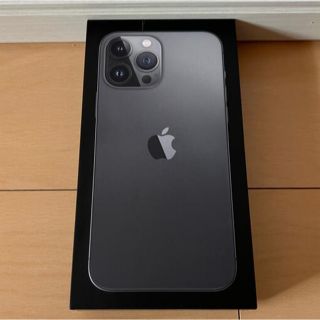 アイフォーン(iPhone)のiPhone13 PROMAX 1TB 新品未開封　グラファイト(スマートフォン本体)