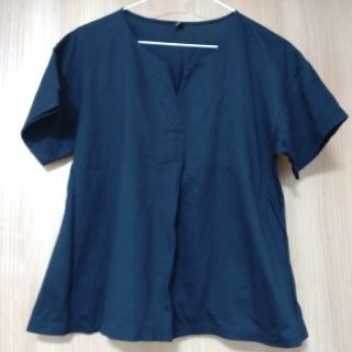 ユニクロ(UNIQLO)のユニクロ マーセライズコットンキーネックT　サイズM(Tシャツ(半袖/袖なし))