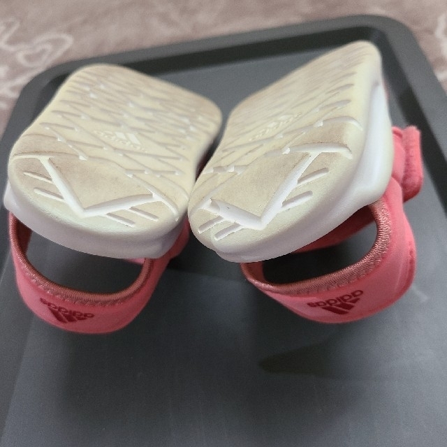 adidas(アディダス)のキッズサンダル 　adidas　14センチ キッズ/ベビー/マタニティのベビー靴/シューズ(~14cm)(サンダル)の商品写真