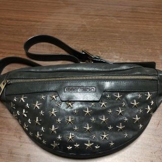 ジミーチュウ(JIMMY CHOO)のジミーチュウ　ボディバッグ(ボディーバッグ)