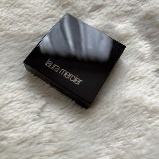 ローラメルシエ(laura mercier)のローラメルシエ　シークレット　ブラーリング　パウダーフォー　アンダー　アイズ(その他)