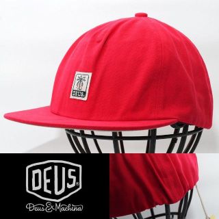 デウスエクスマキナ(Deus ex Machina)の平ツバキャップ 帽子 デウス Deus レッド系 DMS87677-CHI(キャップ)